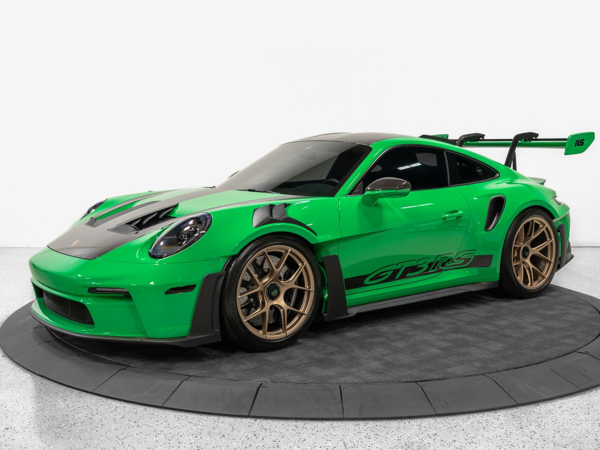 Used 2025 Porsche 911 GT3 RS RWD image 3