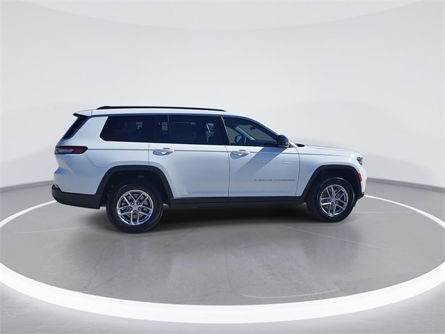 New 2025 Jeep Grand Cherokee L Laredo image 9