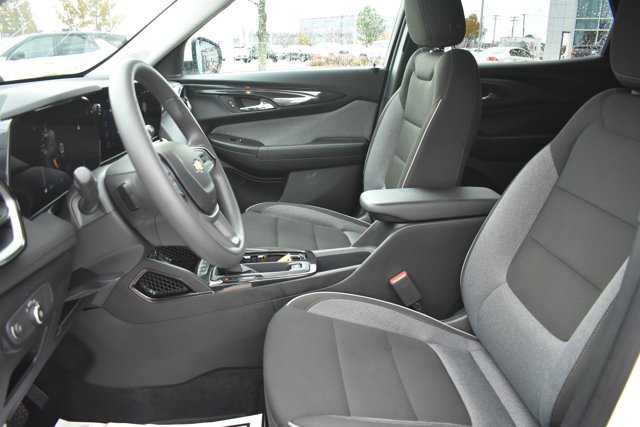 Used 2025 Chevrolet TrailBlazer LT image 14