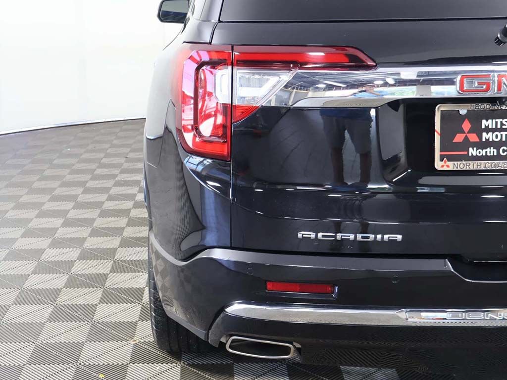 Used 2023 GMC Acadia Denali AWD/4WD image 16