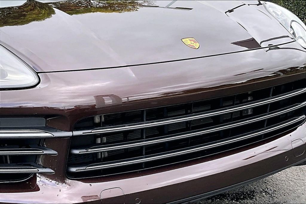 Used 2023 Porsche Cayenne S Platinum image 26
