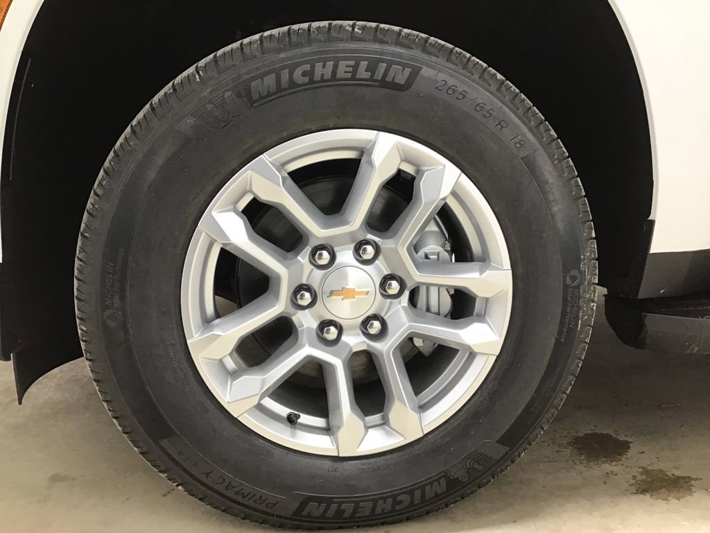 New 2026 Chevrolet Tahoe LS image 32