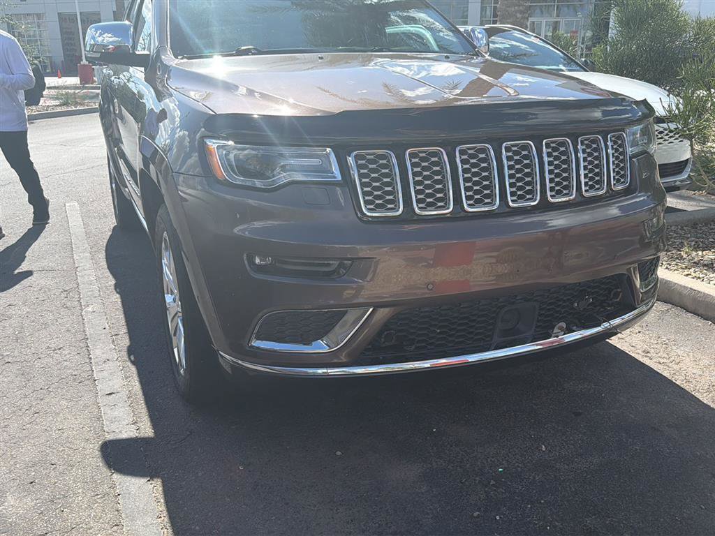 Used 2020 Jeep Grand Cherokee Summit image 2