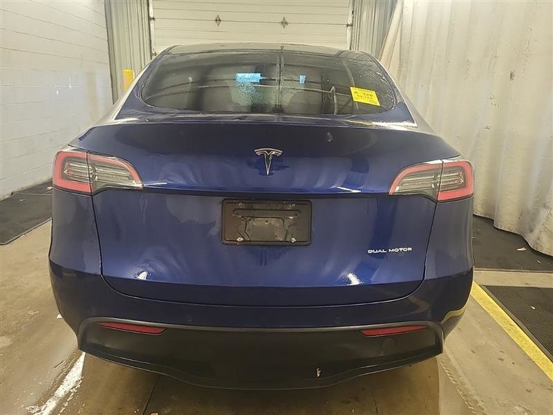 Used 2020 Tesla Model Y Long Range image 2
