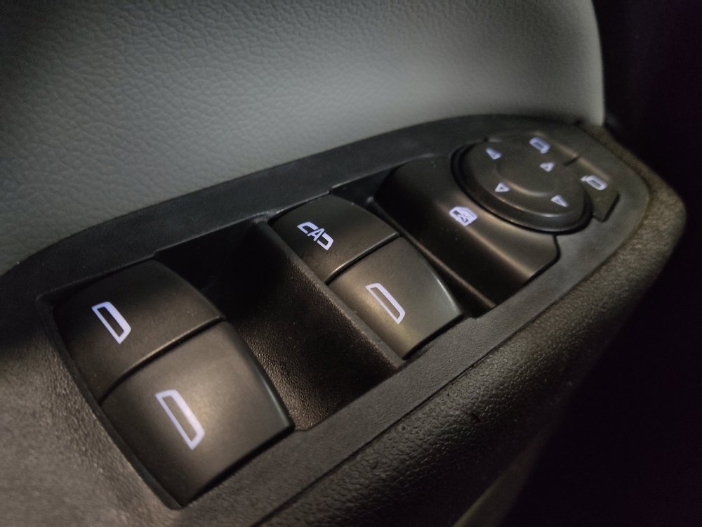 Used 2019 Chevrolet Equinox LS w/ LS Convenience Package AWD/4WD image 27