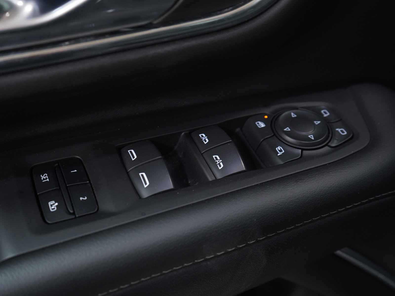 Used 2022 Chevrolet Suburban LT w/ Luxury Package image 24