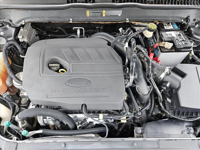 Used 2017 Ford Fusion SE w/ Equipment Group 201A image 21