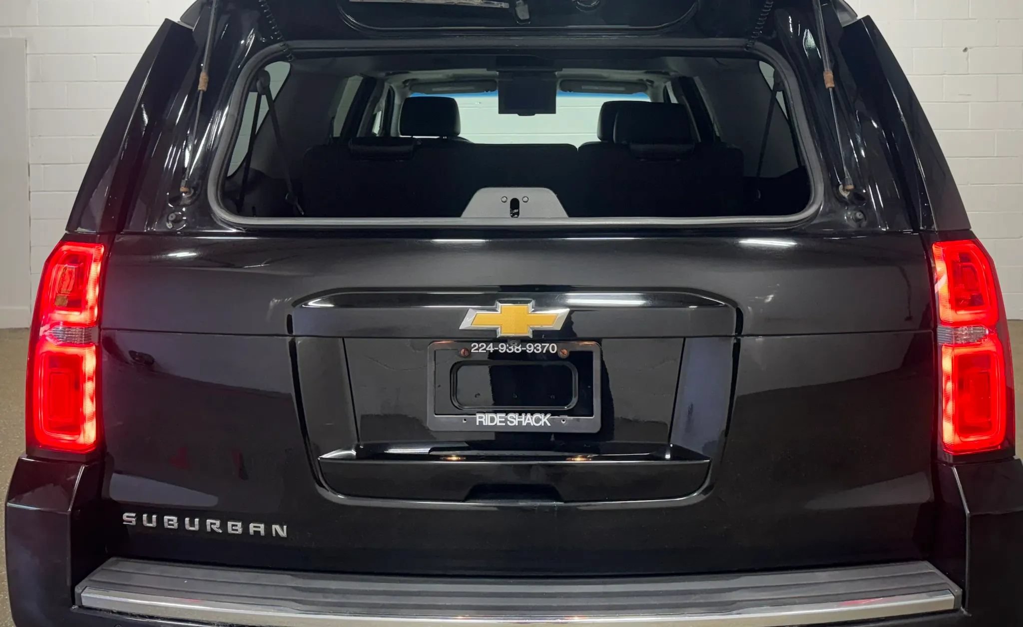 Used 2016 Chevrolet Suburban LTZ AWD/4WD image 48