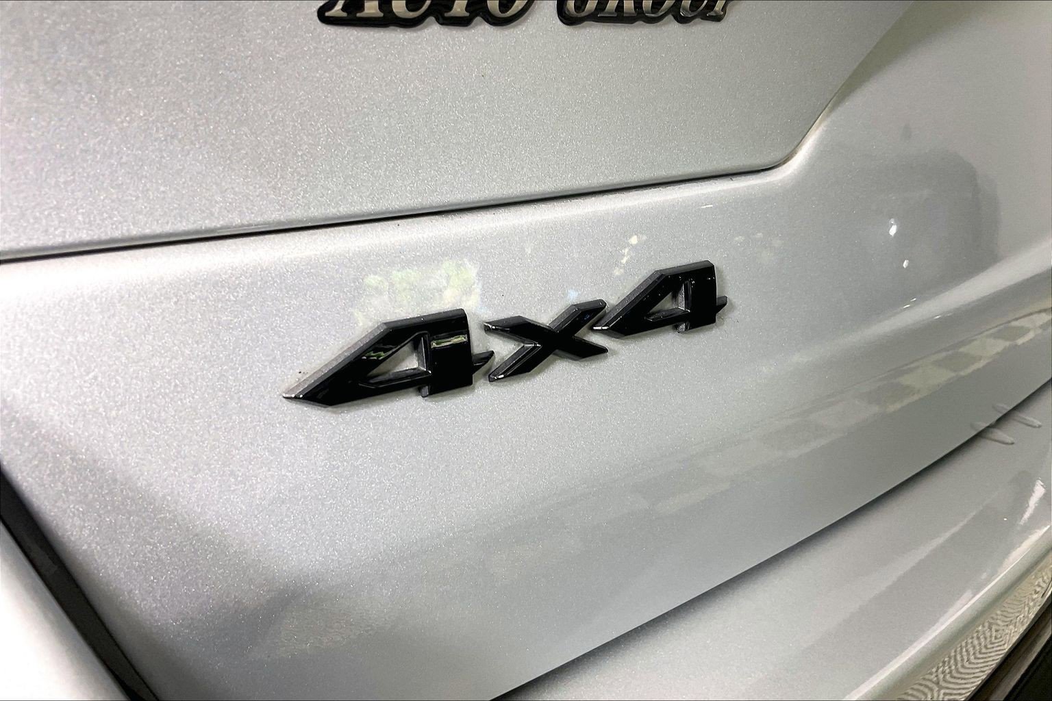 Used 2024 Jeep Grand Cherokee Limited w/ Luxury Tech Group II AWD/4WD image 33