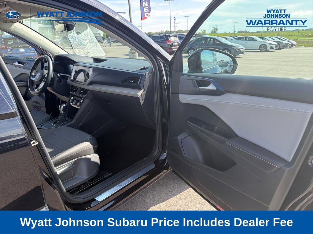 Used 2024 Volkswagen Taos SE FWD image 27