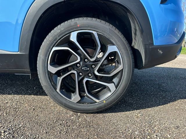Used 2024 Chevrolet Trax RS w/ Driver Confidence Package FWD image 7