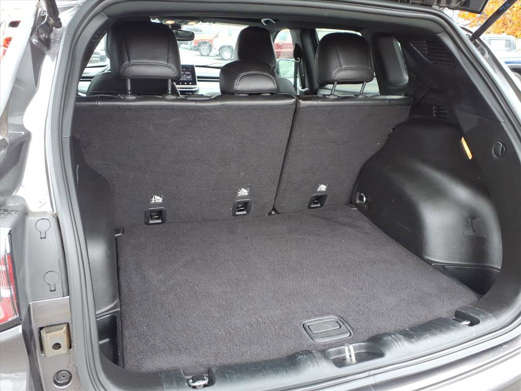 Used 2024 Jeep Compass Latitude image 13