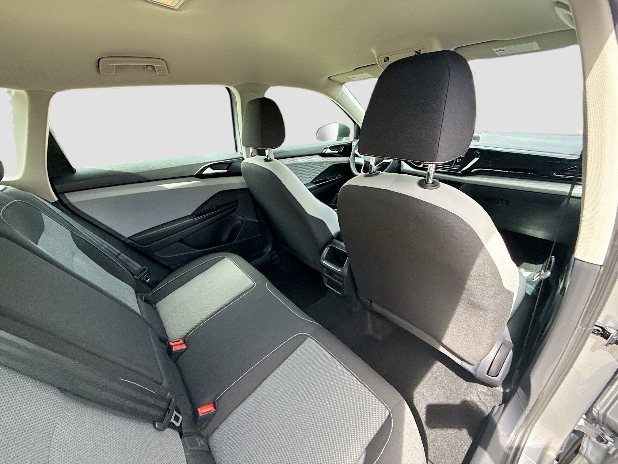 Used 2022 Volkswagen Taos S w/ IQ Drive S Package image 26