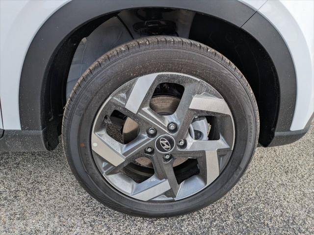 New 2026 Hyundai Venue SEL FWD image 33