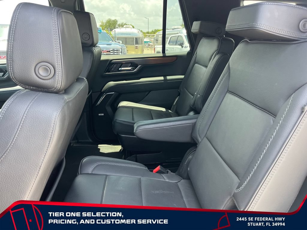 Used 2025 GMC Yukon Denali AWD/4WD image 28