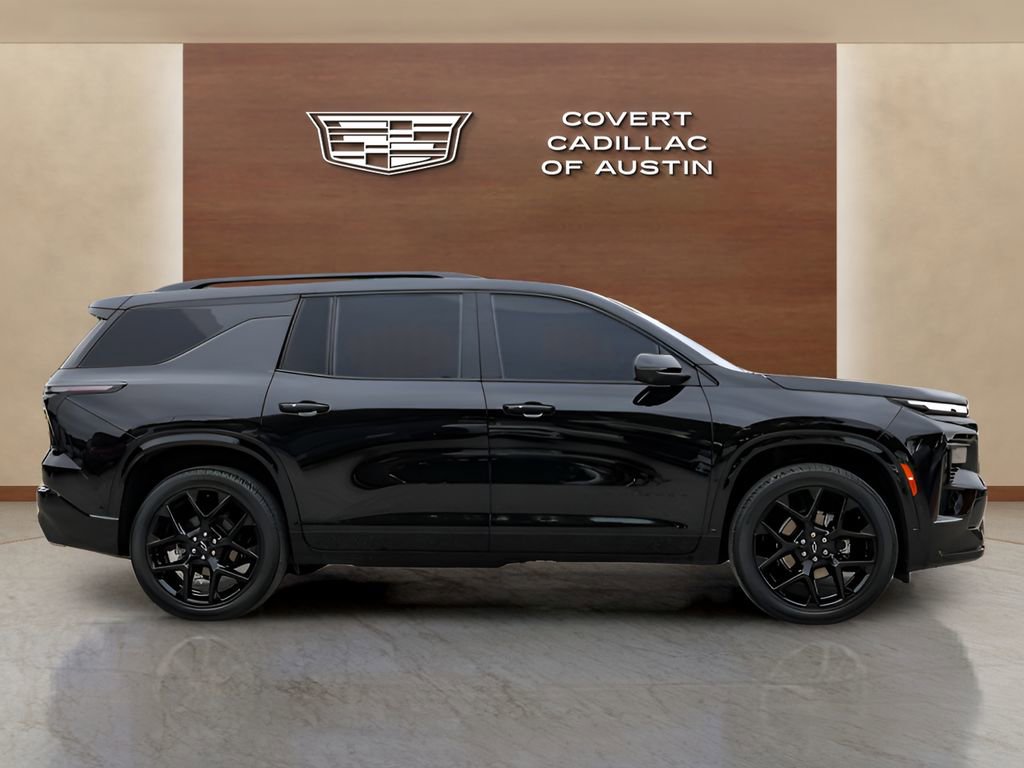 Used 2025 Chevrolet Traverse RS FWD image 5