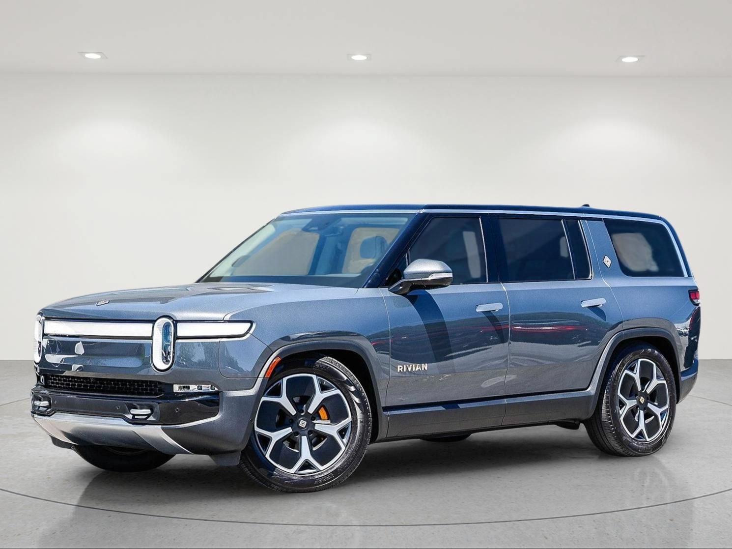 Used 2023 Rivian R1S Adventure AWD/4WD image 2