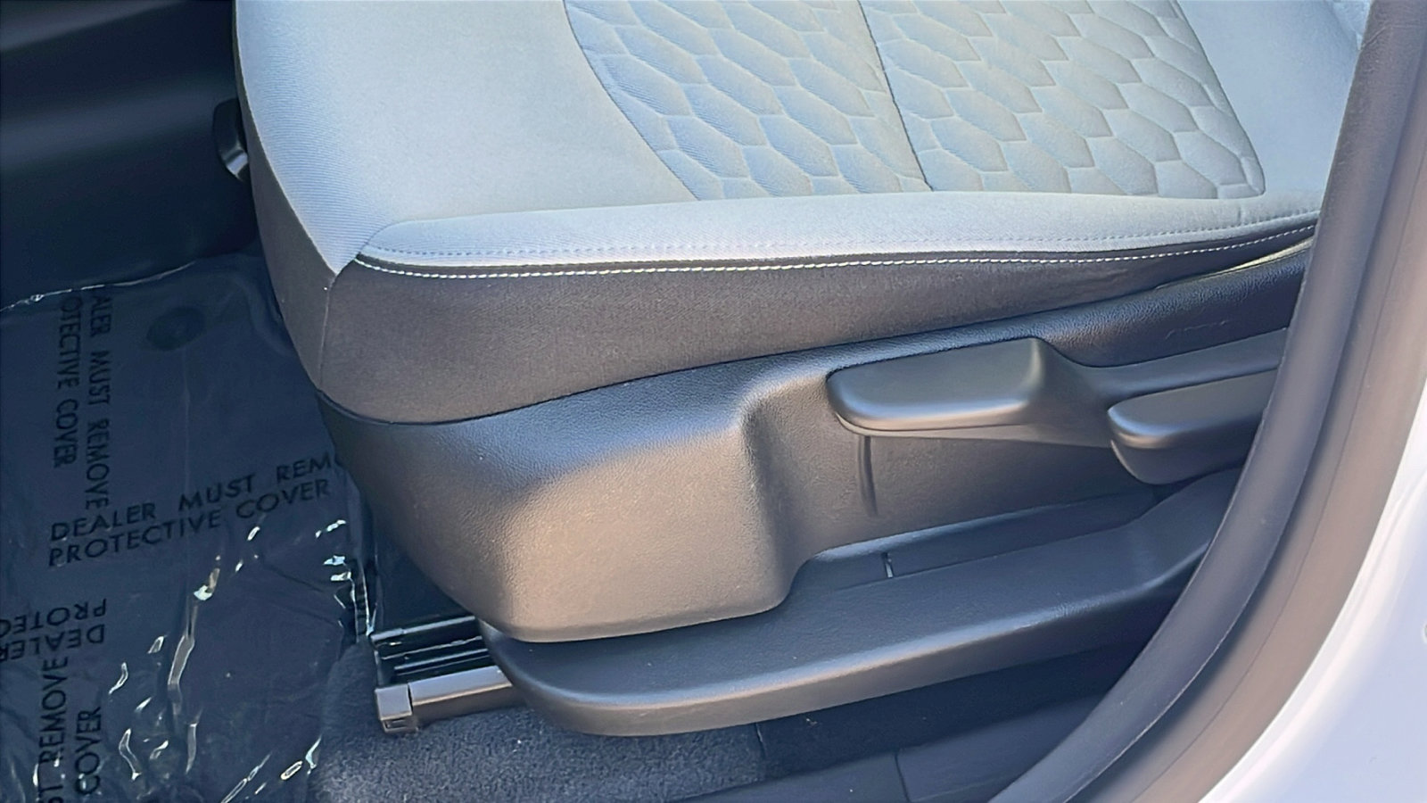 Certified 2021 Chevrolet Equinox LS image 11