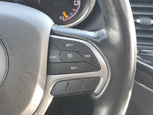 Used 2021 Jeep Grand Cherokee Limited AWD/4WD image 23