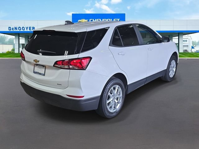 Used 2024 Chevrolet Equinox LS w/ LS Convenience Package AWD/4WD image 6