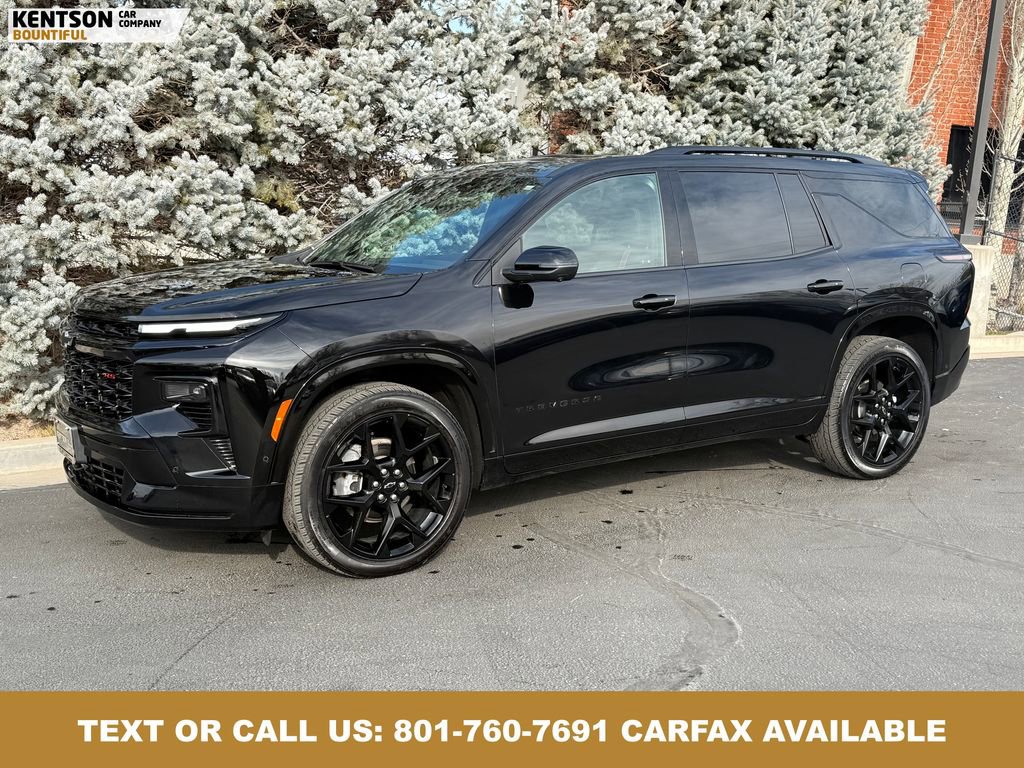 Used 2024 Chevrolet Traverse RS image 1