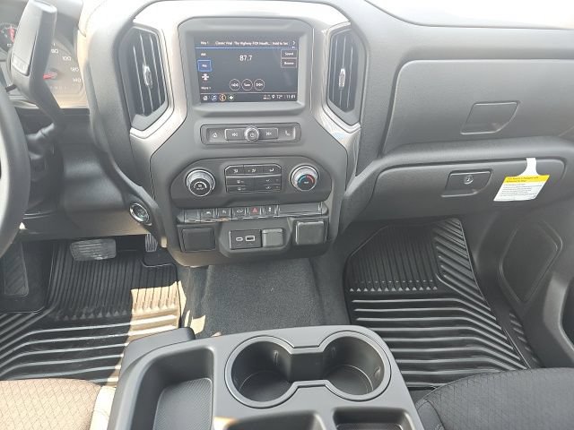 New 2026 Chevrolet Silverado 1500 Custom w/ Turbomax Blackout Package AWD/4WD image 21