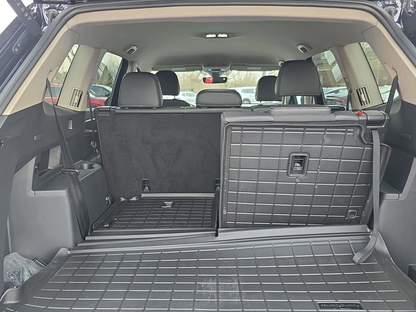 Certified 2025 Volkswagen Atlas SE image 8