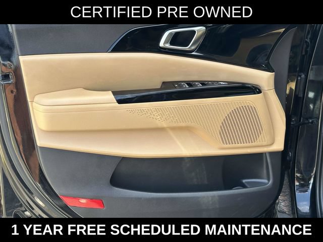 Used 2024 Kia Carnival EX FWD image 13