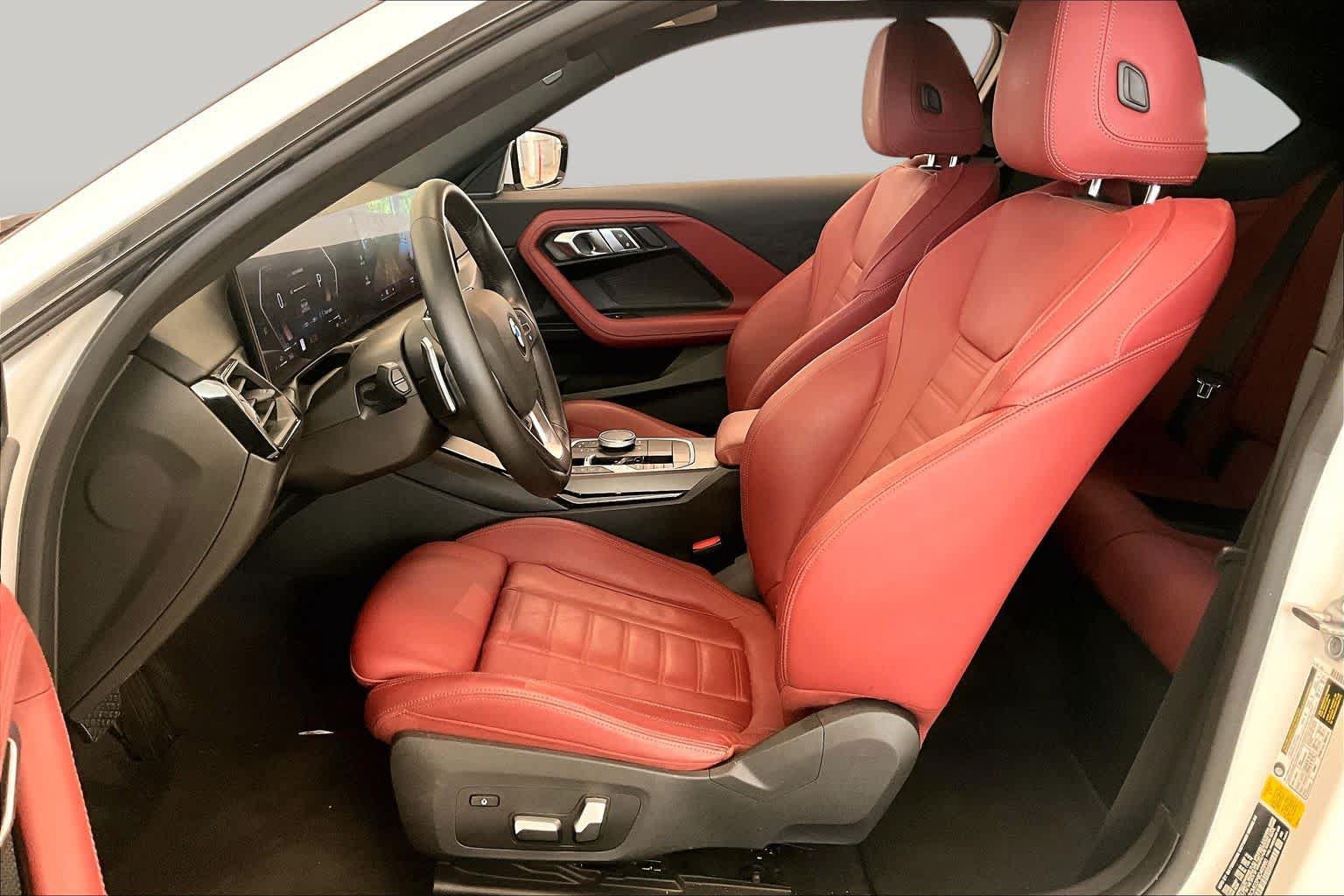 Used 2023 BMW 230i Coupe w/ Premium Package RWD image 7