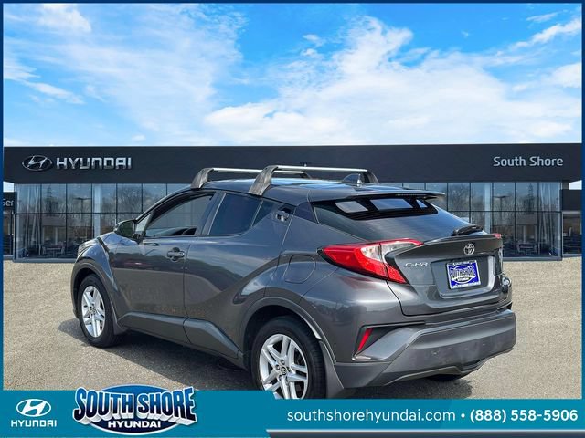 Used 2021 Toyota C-HR LE FWD image 8