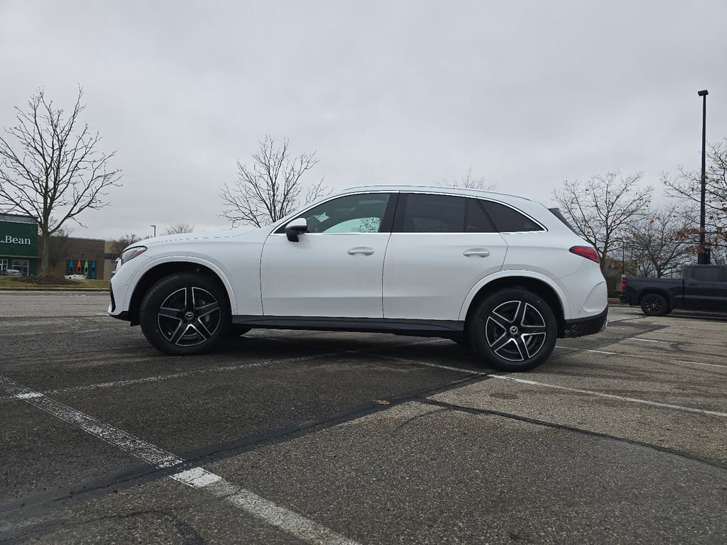 New 2026 Mercedes-Benz GLC 300 4MATIC image 14