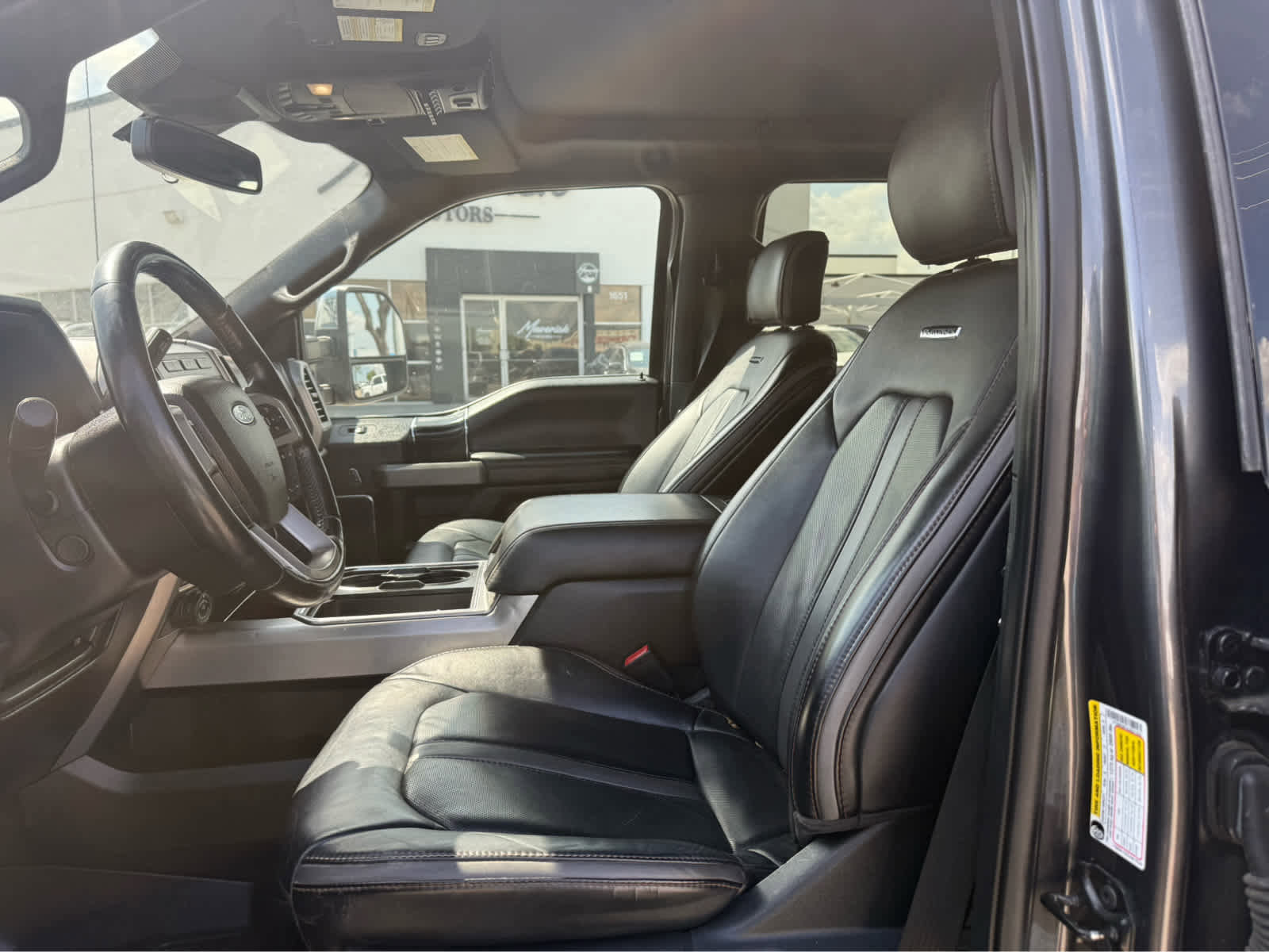 Used 2020 Ford F250 Platinum w/ FX4 Off-Road Package image 5