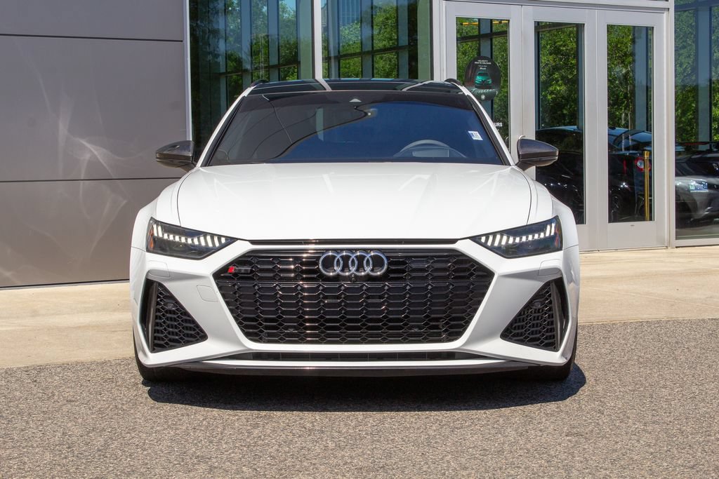 Used 2021 Audi RS 6 AWD/4WD image 2