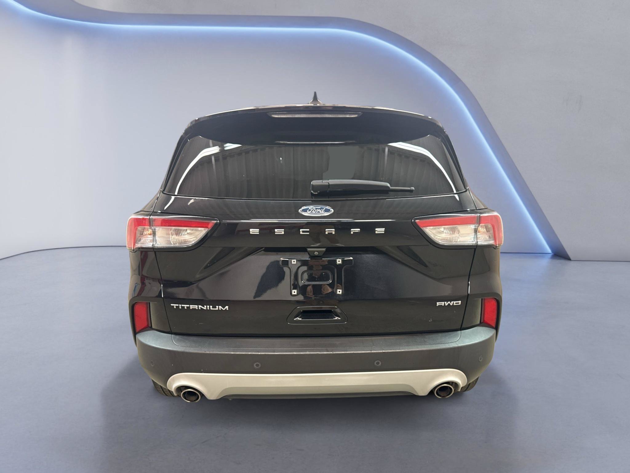 Used 2021 Ford Escape Titanium AWD/4WD image 7