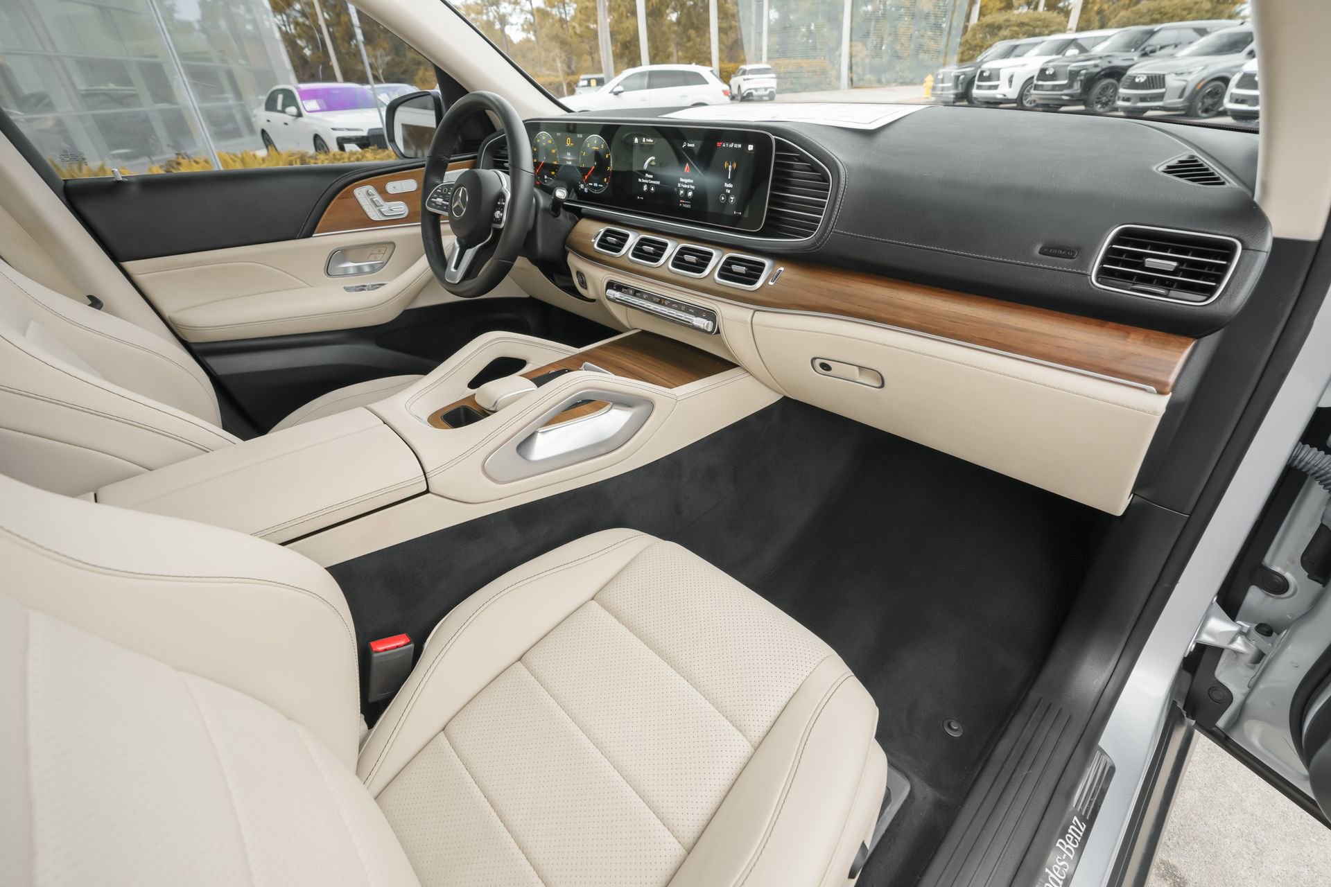 Used 2023 Mercedes-Benz GLE 450 4MATIC image 41