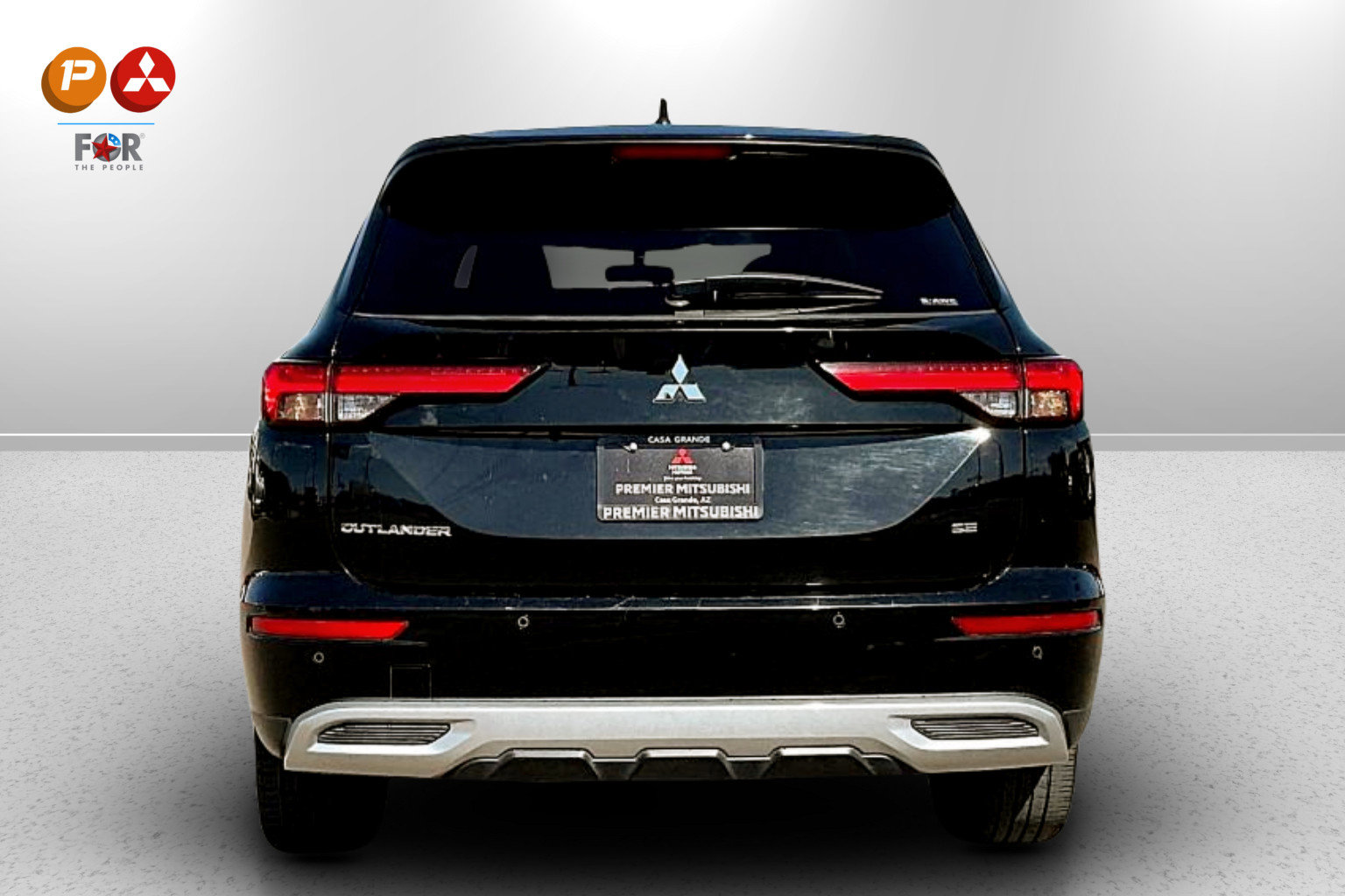 Used 2023 Mitsubishi Outlander SE image 4