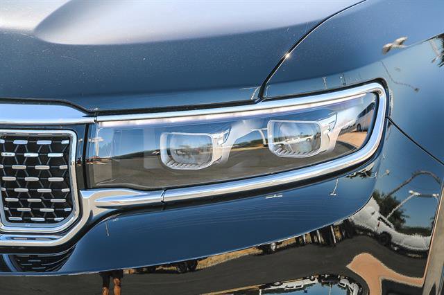New 2023 Jeep Grand Wagoneer Series III image 8