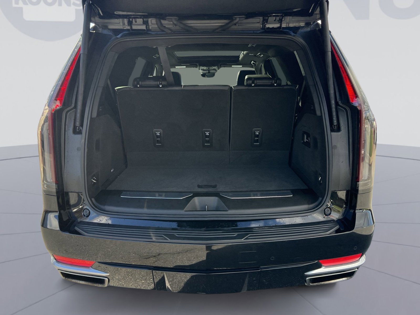 Used 2022 Cadillac Escalade Premium Luxury image 27