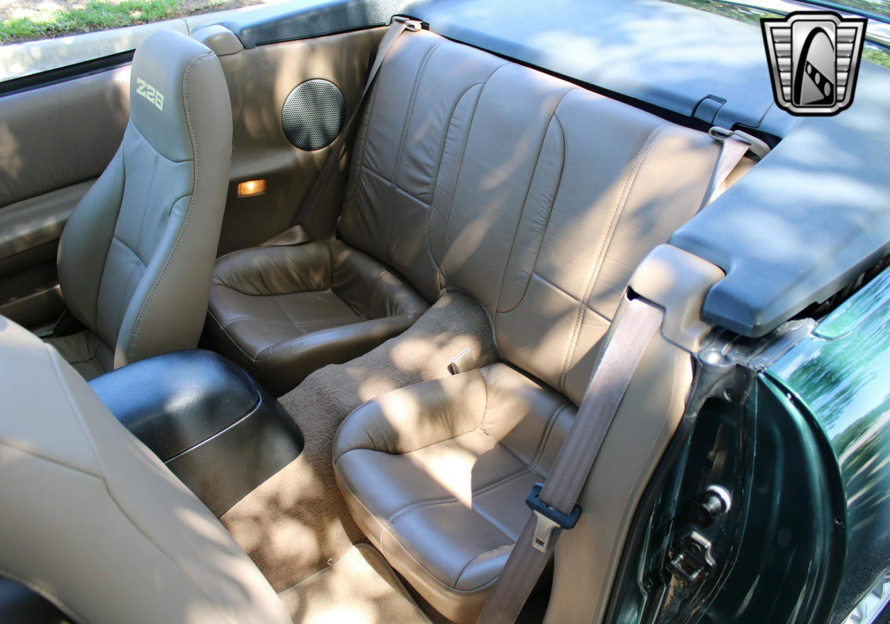 Used 1995 Chevrolet Camaro Z28 image 22