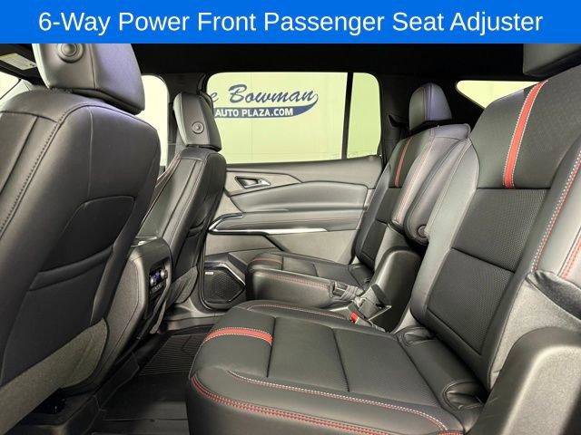 New 2026 Chevrolet Traverse RS image 12