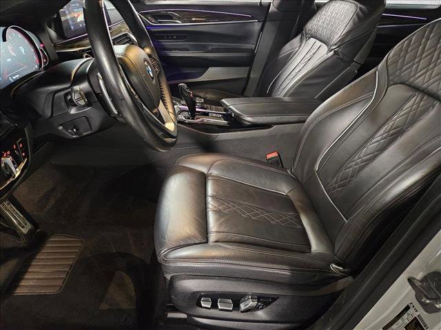 Used 2018 BMW 640i Gran Turismo xDrive w/ M Sport Package image 17