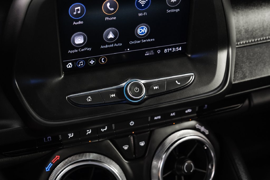 Used 2020 Chevrolet Camaro LT RWD image 22