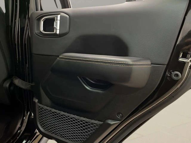 Used 2025 Jeep Wrangler Unlimited Sahara w/ Safety Group image 91