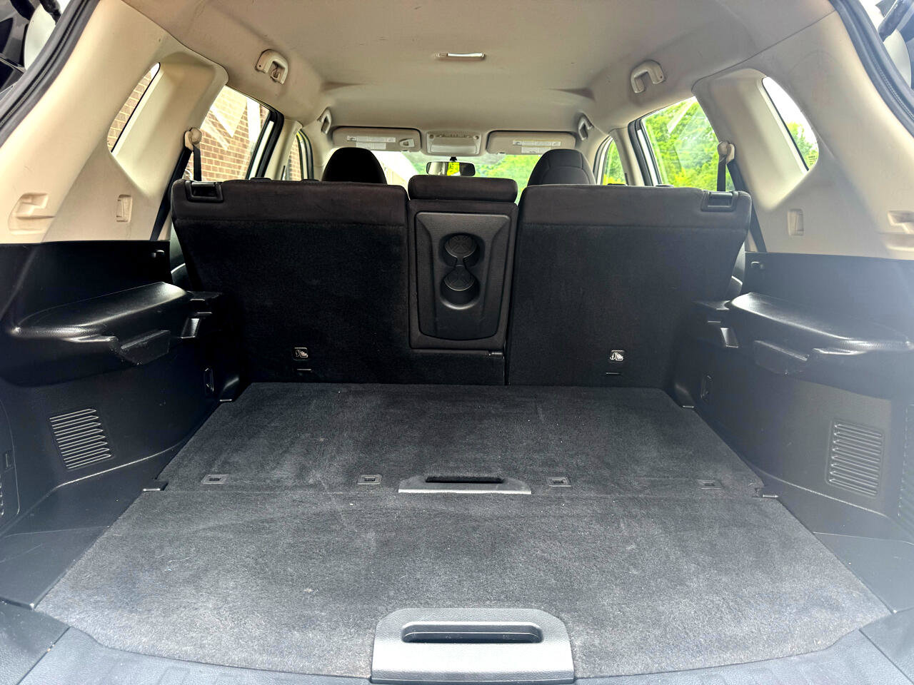 Used 2015 Nissan Rogue S image 17