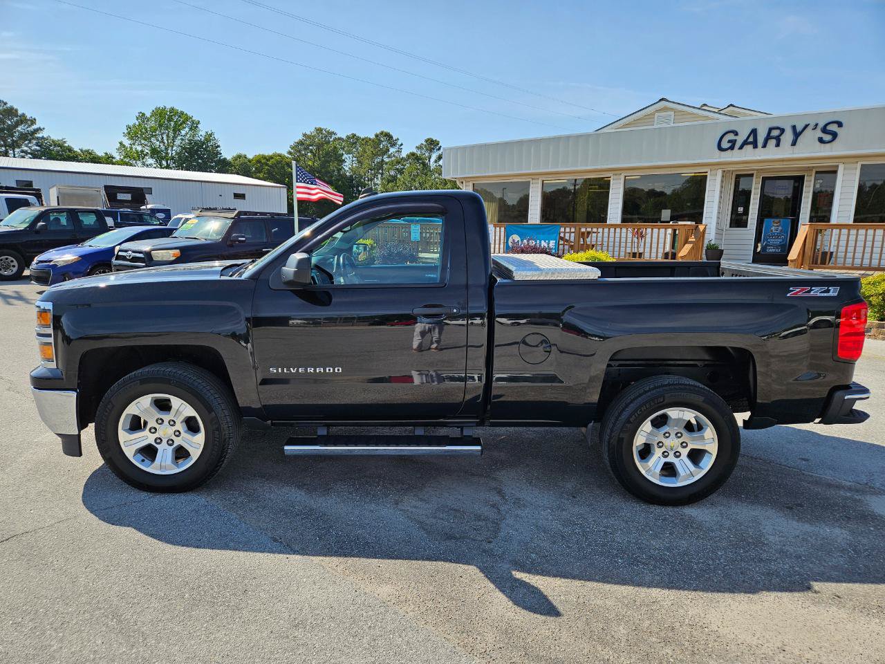 Used 2014 Chevrolet Silverado 1500 LT w/ LT Convenience Package AWD/4WD image 3