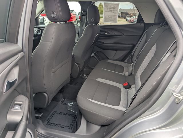 Used 2023 Chevrolet TrailBlazer LT w/ Convenience Package AWD/4WD image 11