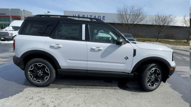 New 2025 Ford Bronco Sport Outer Banks image 9