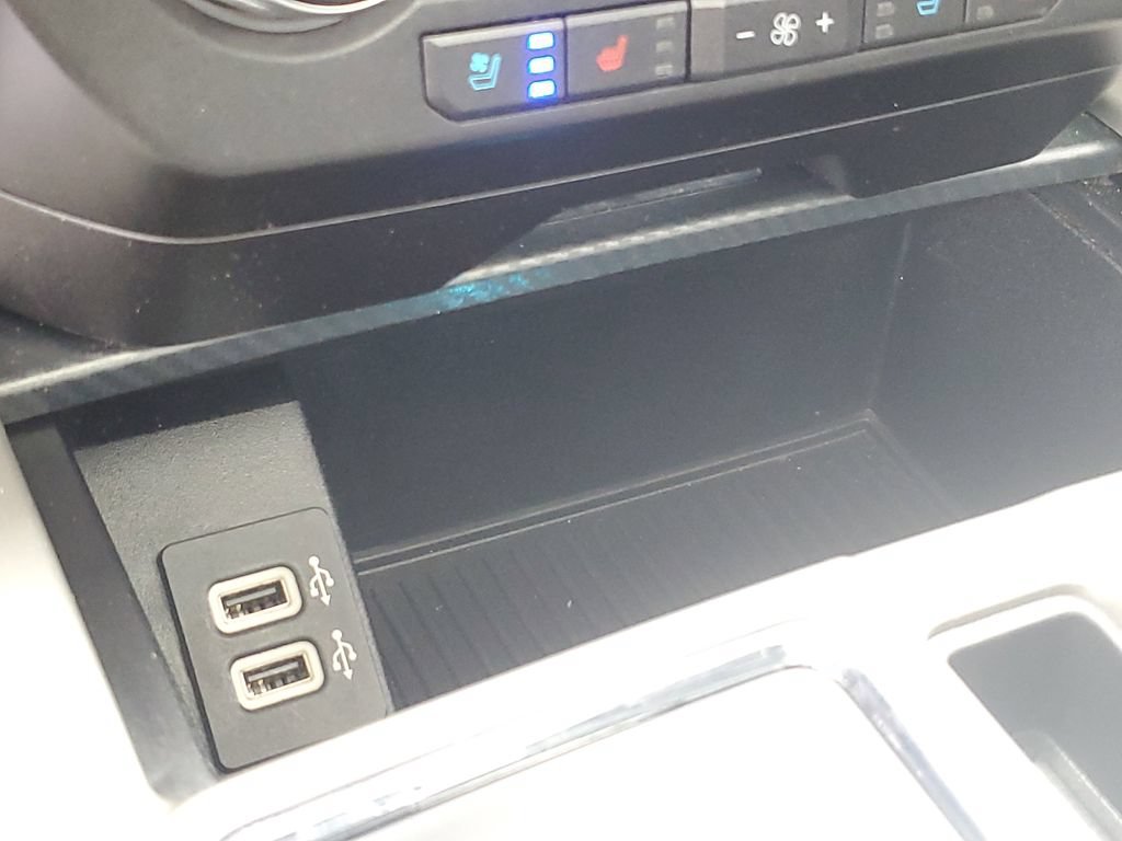 Used 2019 Ford F150 Lariat w/ Equipment Group 502A Luxury AWD/4WD image 21