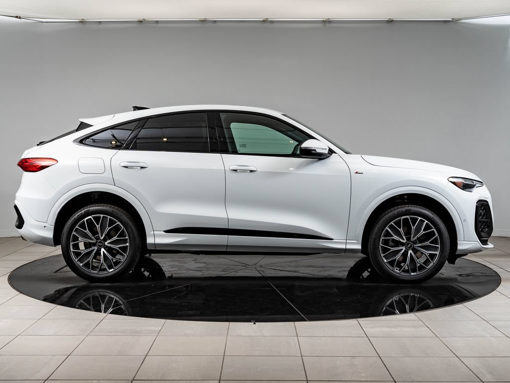 New 2026 Audi Q5 Premium Plus AWD/4WD image 11