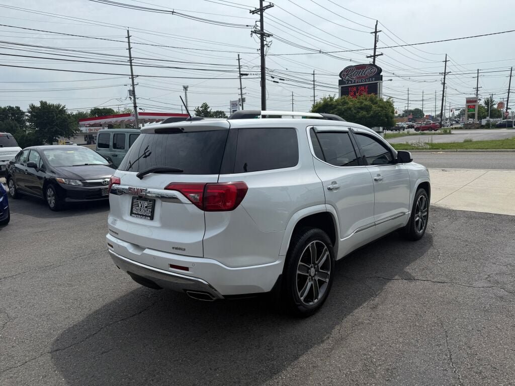 Used 2018 GMC Acadia Denali w/ Technology Package AWD/4WD image 7